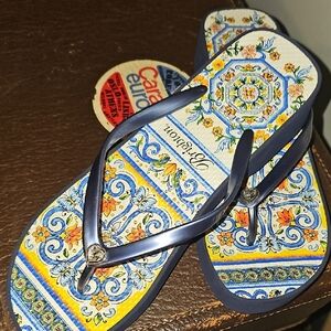 Women’s Floral Tile-Print Flip Flops with Navy Straps